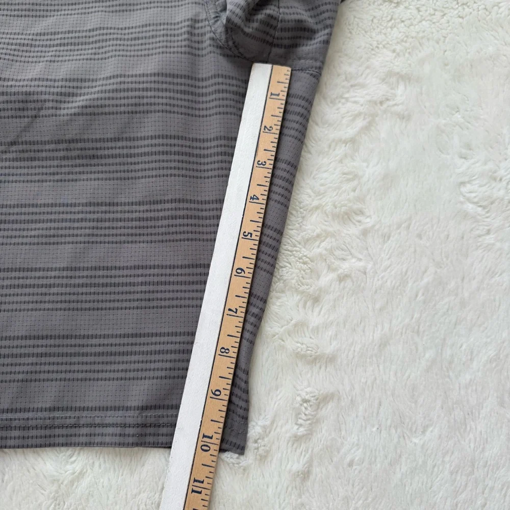 Kuhl Upriser Grizzly Stripe Shorts Men's 40 Gray Quick Dry‎ Performance Outdoor
